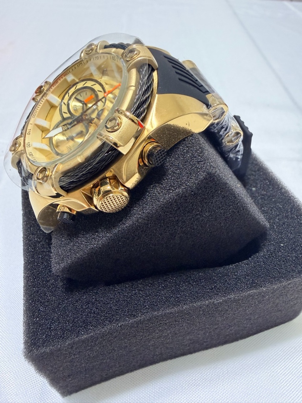 Invicta Men's Gold and Black Chronograph Tachymeter Watch - Picture 4 of 7